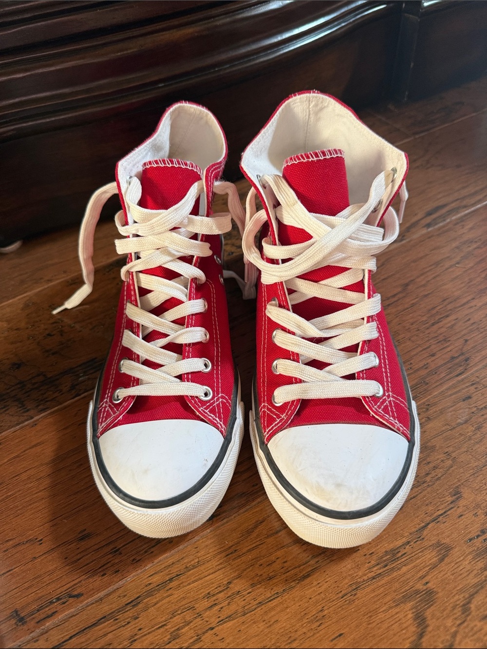 Classic Women's Red High-Top Canvas Sneakers with White Laces